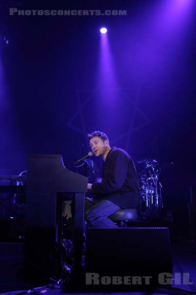 DAMON ALBARN - 2014-11-12 - PARIS - Casino de Paris - 